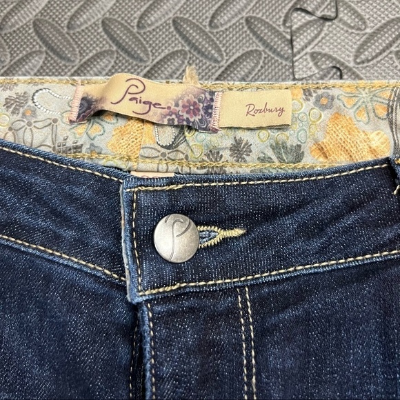 PAIGE | Roxbury Crop Jeans - Picture 3 of 12